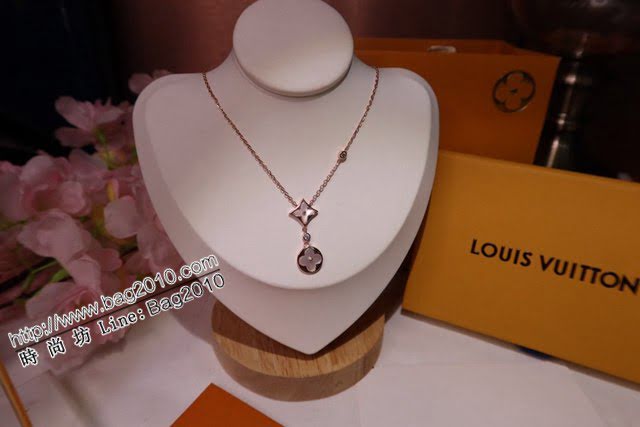 Louis Vuitton純銀飾品 路易威登天然白母貝項鏈 LV雙花單鑽鎖骨鏈  zglv2154